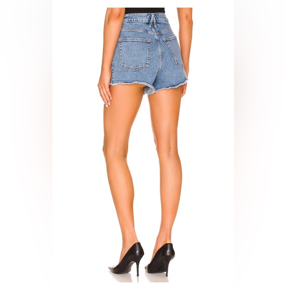 The Bombshell Short in Indigo095 Good American 00 - Picture 3 of 3